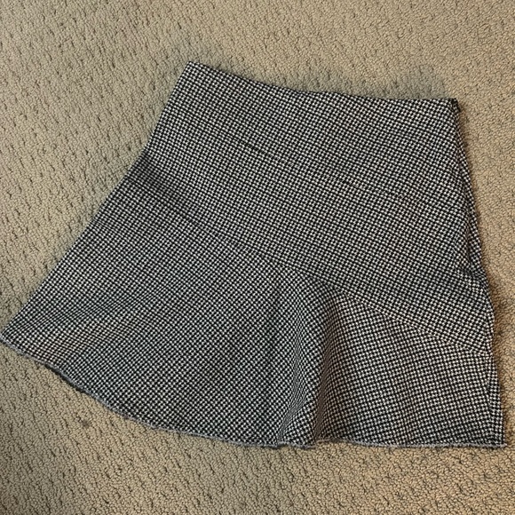 Maje Black White Houndstooth Asymmetric Mini Skirt - Picture 10 of 10